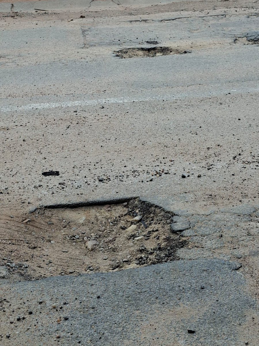 StyleUnlimited's tweet photo. @NtseiSky In front of a primary school in Ladanna. These potholes have been there since November last year. @PolokwaneMuni doesn’t care🚮🚮🚮 https://t.co/U8S2Mjr1Om