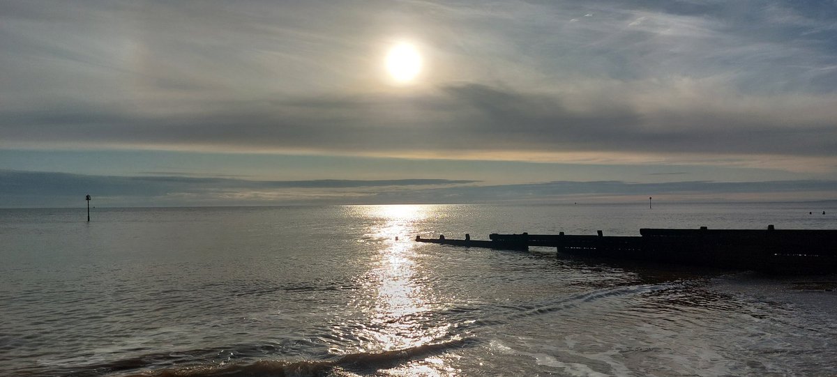 DR SIMON LEE tweet media