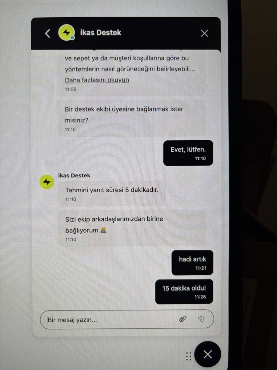 akigoyalcin's tweet photo. İkas artık eski İkas değil! Eskiden bir telefonla anında çözüm alabilirdim. Şimdi telefonla hizmet alabilmen için çok fazla para ödemen lazım. Chat ise beni bekleteli 15 dakikayı geçti. Daha da bekliyorum. Ama İkas’ta daha beklemem. @ikasturkiye @mustafa_namoglu https://t.co/DKGrEPWXH5