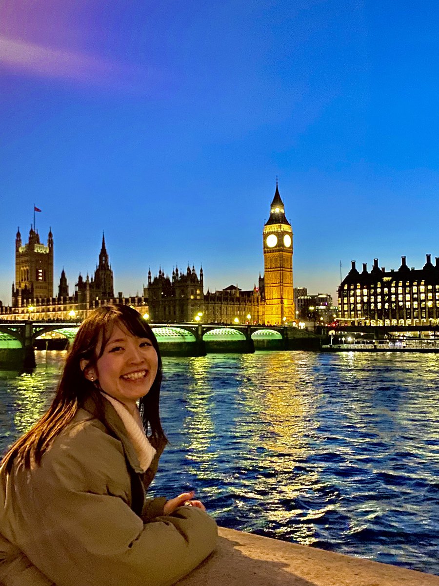 atsupeko_'s tweet photo. Londonでダンスしてきたよ❤️‍🔥
生徒さんが突然とっても素敵だと声をかけてくれました。嬉しい〜ふふふ
言葉が分からなくても踊れるっていいよね☺️
私も良いものに良いと伝えたい🫶

グラフィティトンネル
誰でもアートに参加できるって素敵。誰が描いてもいい。
変わることがまた魅力な芸術になってる🎨 https://t.co/HOlQ3NdESN