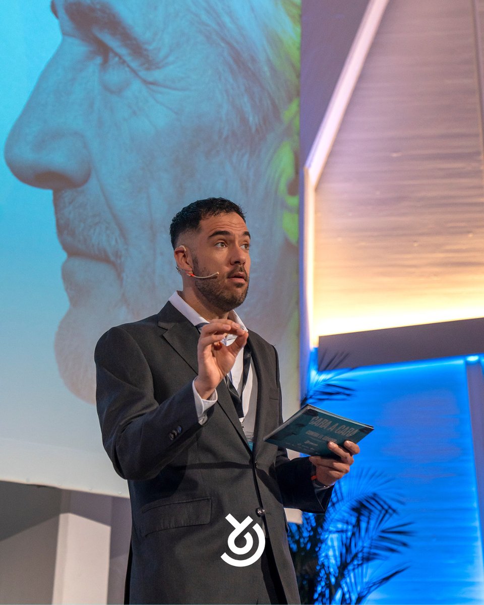 ancap_es tweet media