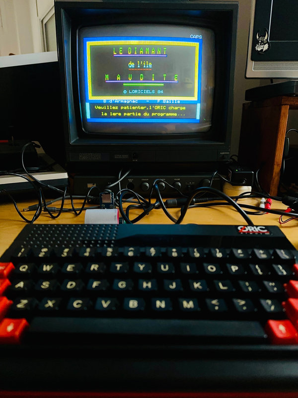 turk182es's tweet photo. Le diamant de l'île maudite, quelle belle aventure sur Oric Atmos !
Bonne journée les amis !
#Retroblog #Retrogaming #Retrogames #retrogamers #RetroComputer #Oldies #Vintage #8Bits #Jeuxvideo #Videogames #Oric #Oric1 #OricAtmos https://t.co/cnoUonH6iU