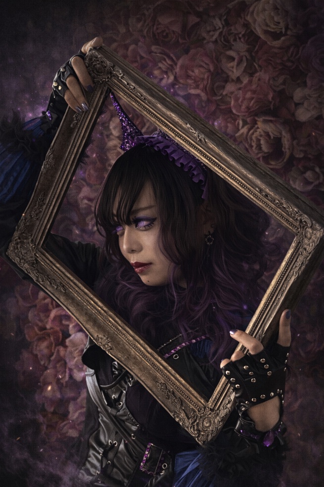 33kiRune's tweet photo. ご機嫌善う。
先日は、香川発ゴシックロックアイドル #VOLUPTE MEIDEN さんのイベントに端末を派遣してきました。
素敵なイベントでしたよ。
見ての通り、アイドルをしながら高松の夜の平衡を支配…失礼、守っているみたいです🫢🦇 https://t.co/lJHvgO72yb