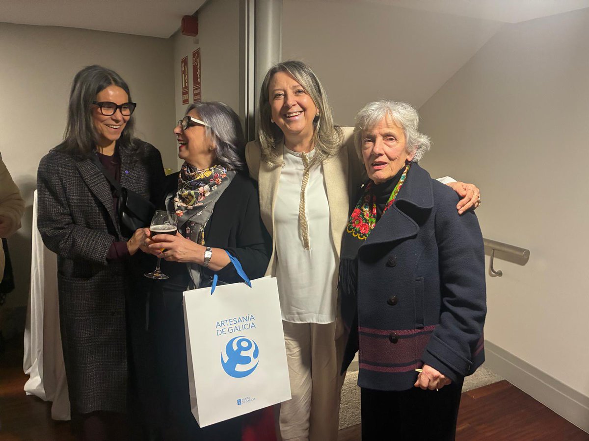 Mercedes Rosón 🍉 tweet media