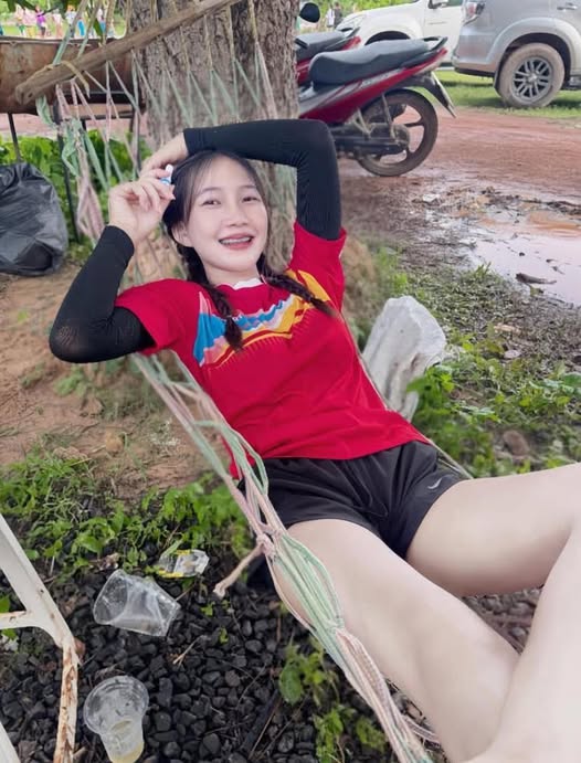 KPhing55936's tweet photo. 《☆》ตรงปก อยู่ด้วยแล้วสบายใจ 🌸 ˚｡⋆♡╗หุ่นดี ผิวใส งานเรียบร้อย ไม่หายไม่หนีแน่นอน พร้อมอยู่ข้าง ๆ ดูแลให้เต็มที่
อยากเจอกี่��มง ก็บอกมาได้เลย📌
👉 @910bdgcu
#รับงานจังหวัดตราด 
#รับงานตราด 
#ไซด์ไลน์ตราด
#นวดตราด https://t.co/B4t5D1pyN2