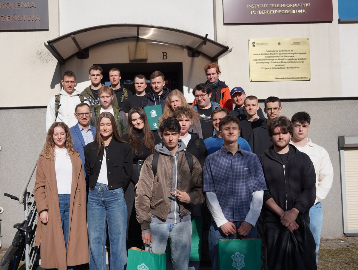 WYDZIAŁ CYBERNETYKI WAT tweet media