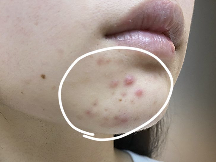 ももな tweet media