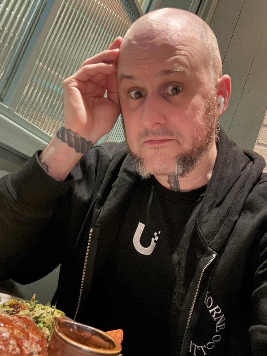 Alan Mandic tweet media