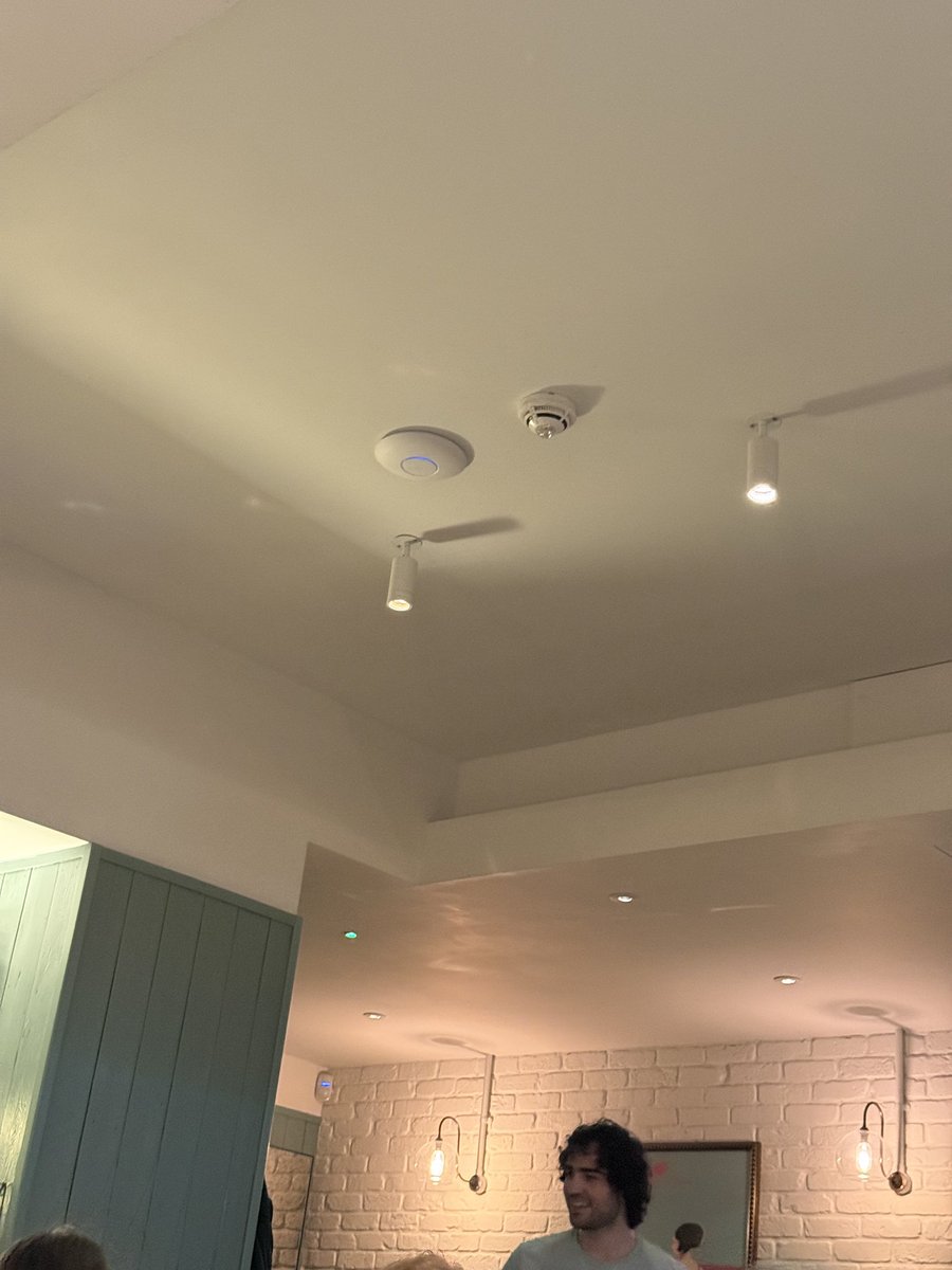 Alan Mandic tweet media