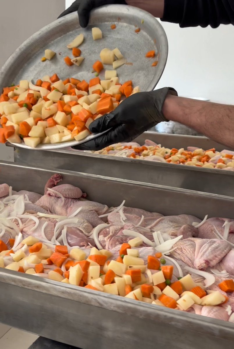 readers4freedom's tweet image. Thank you to our friends at readers4freedom and our Indonesian friends who donated. Ramadan meals have been distributed in Gaza thanks to your support ❤️

Donate to our PayPal: paypal.me/alicehenryli 
Kofi: ko-fi.com/readers4freedom
gopay/spay: 081907879528 (INA)