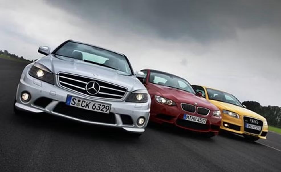 TO///M tweet media