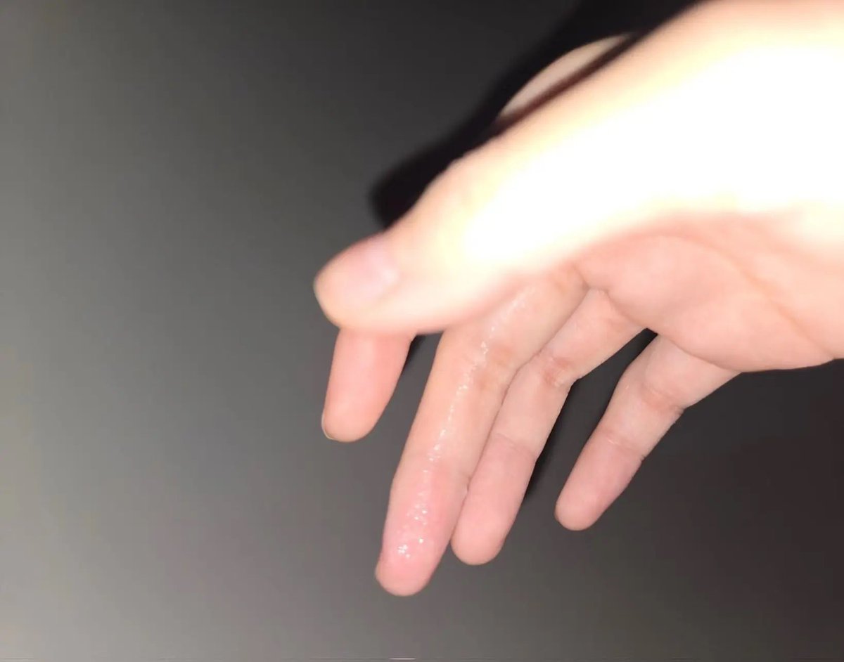 Distractions越 tweet media