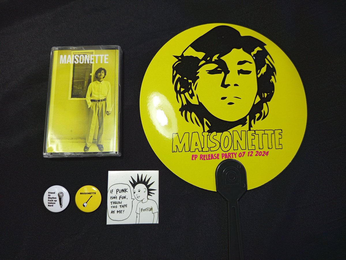 WR STORE tweet media