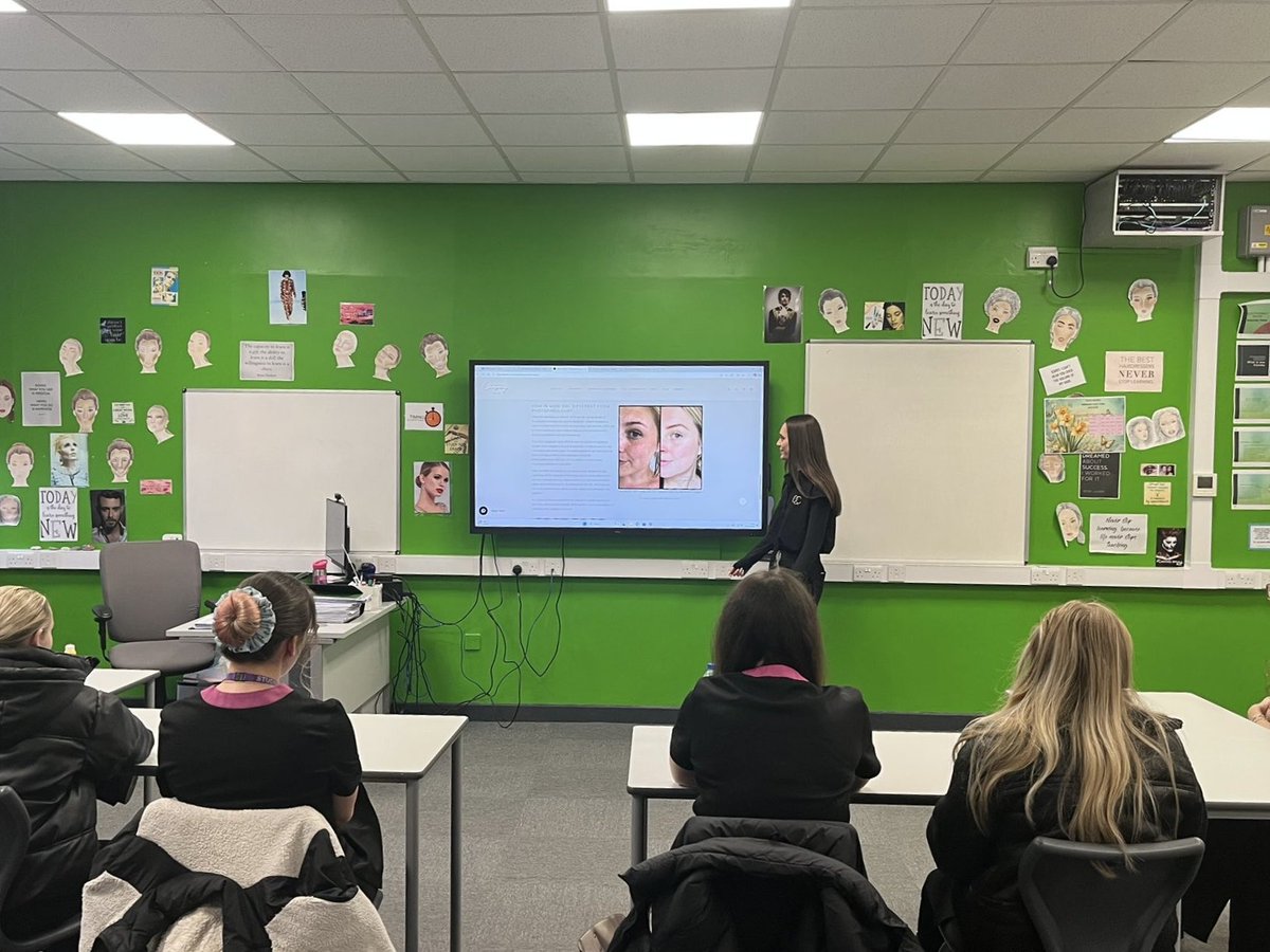 Riverside College tweet media