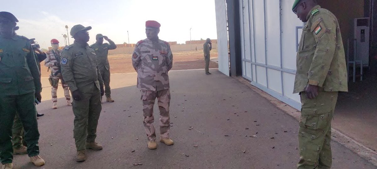 AES INFO tweet media