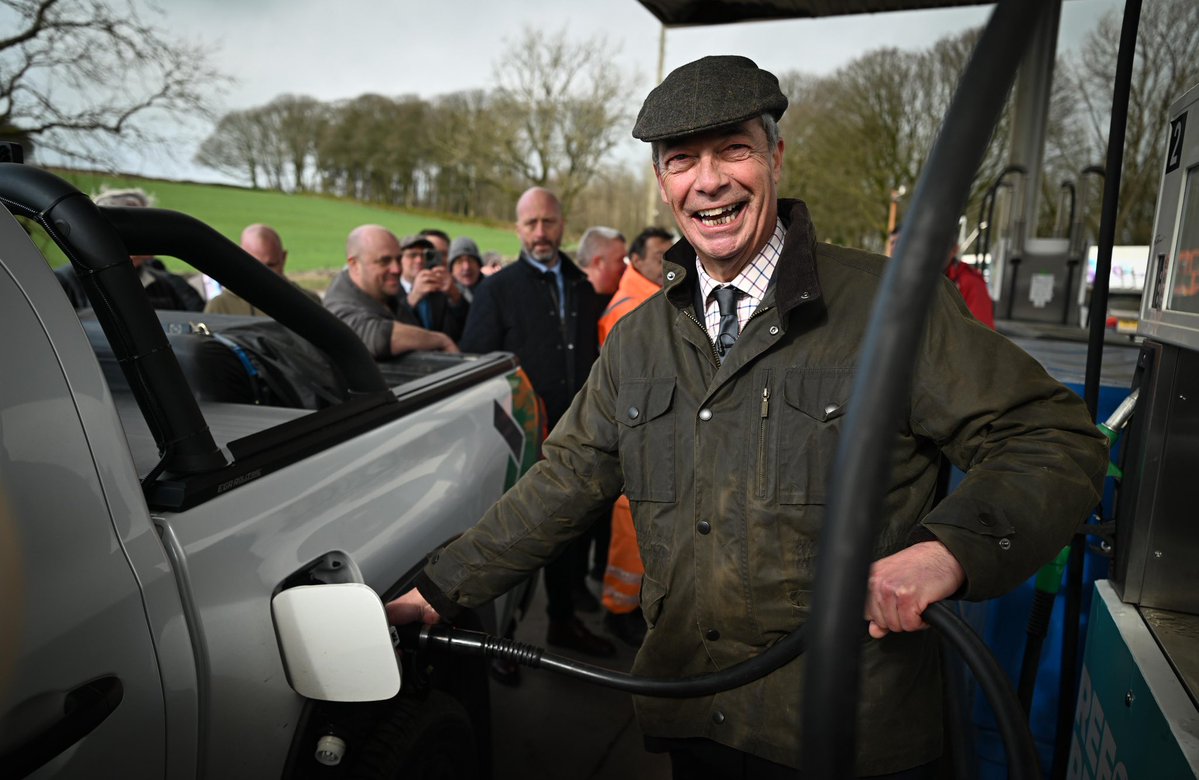 Nigel Farage MP tweet media