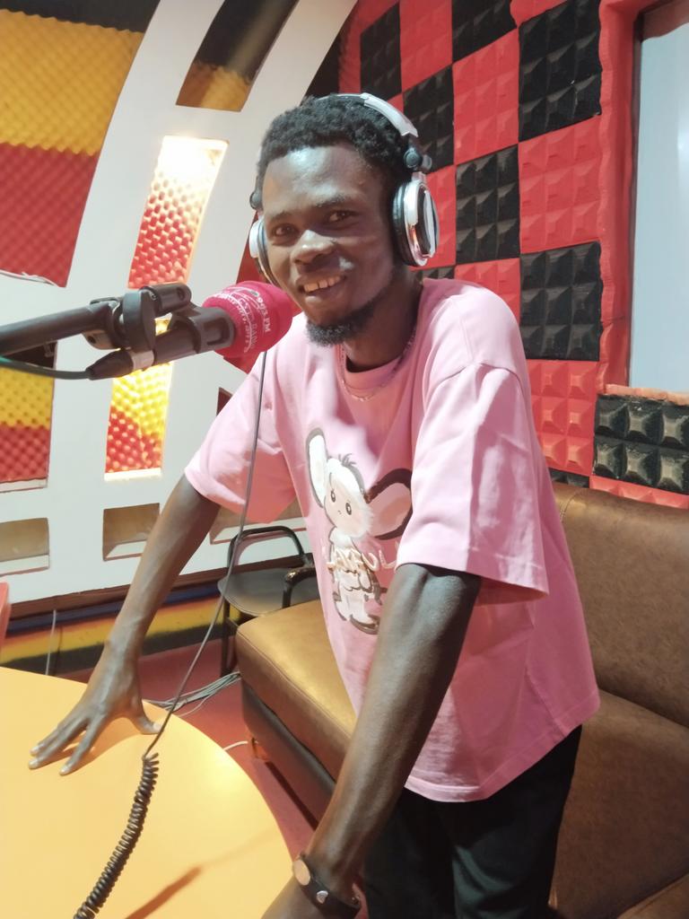 Lika_Sweetboy tweet media