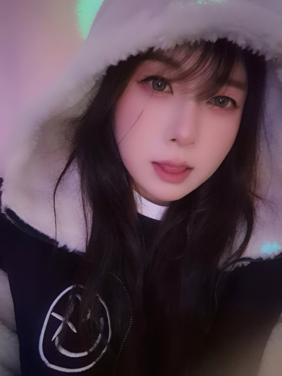 크림 💕 tweet media