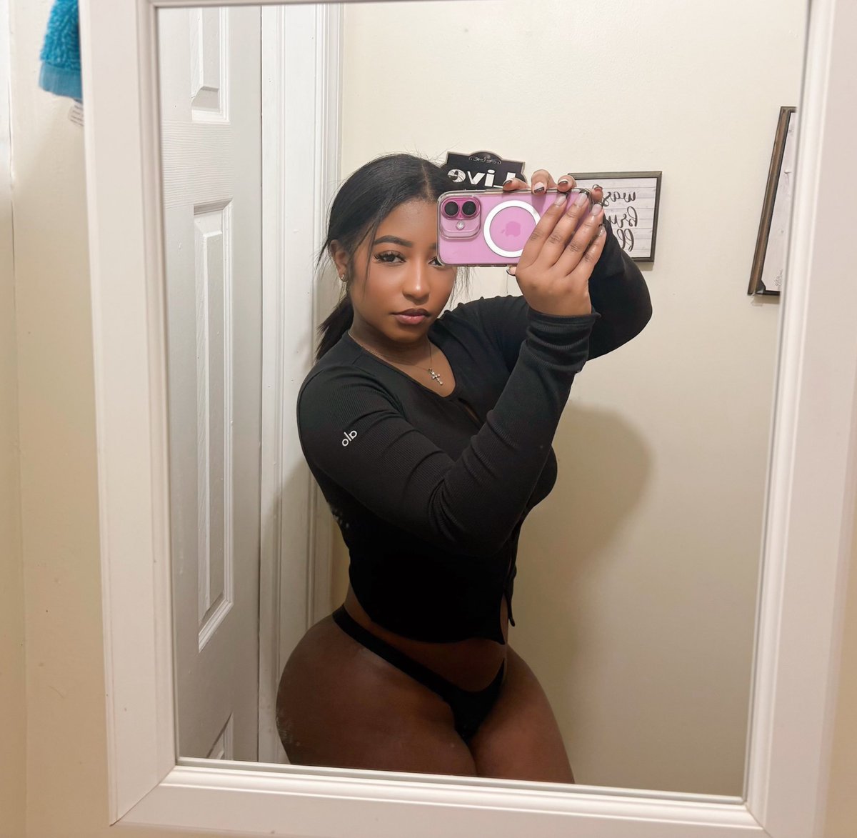 gianahmuse tweet media