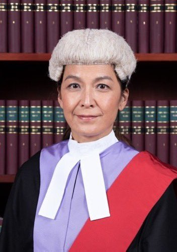 BlackBondPtv's tweet photo. Révolution à Hong Kong : les fausses accusations de viol se retournent contre les accusatrices !

À Hong Kong, Isabel Rose, une Britannique de 25 ans, a été condamnée pour chantage et entrave à la justice après avoir faussement accusé un homme de viol pour l’extorquer de 100 000 £. La juge (une femme) l’a jugée « malhonnête » sur preuves de messages. Peine potentielle : jusqu’à 7 ans de prison.

Les fausses accusations nuisent davantage aux véritables victimes qu'à quiconque. La justice doit être réciproque. Des affaires comme celle-ci nous rappellent l'importance des preuves et du respect des procédures légales.