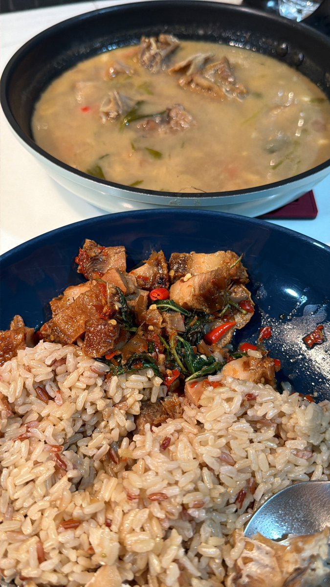 บอ อู มอ บูมบูม🐋✨ tweet media