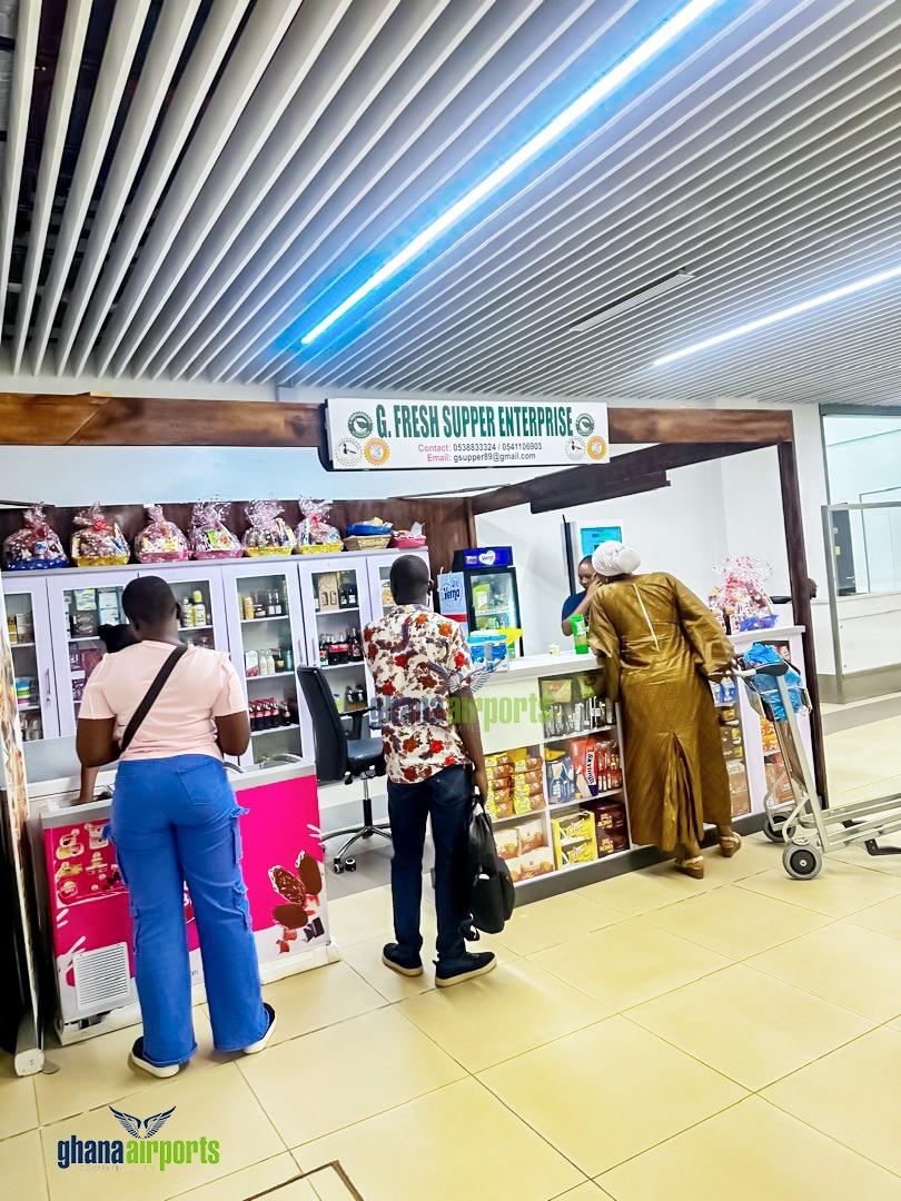 gh_airports's tweet image. Located at the arrival hall, Tamale International Airport, G. Fresh Supper Enterprise retails freshly  dressed guinea fowls (Akonfem), snacks and several gift items.

#GACL
#TIA