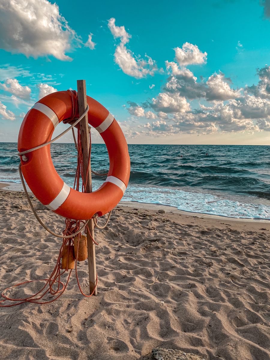 Il mare della vita non chiede permesso prima di diventare profondo…