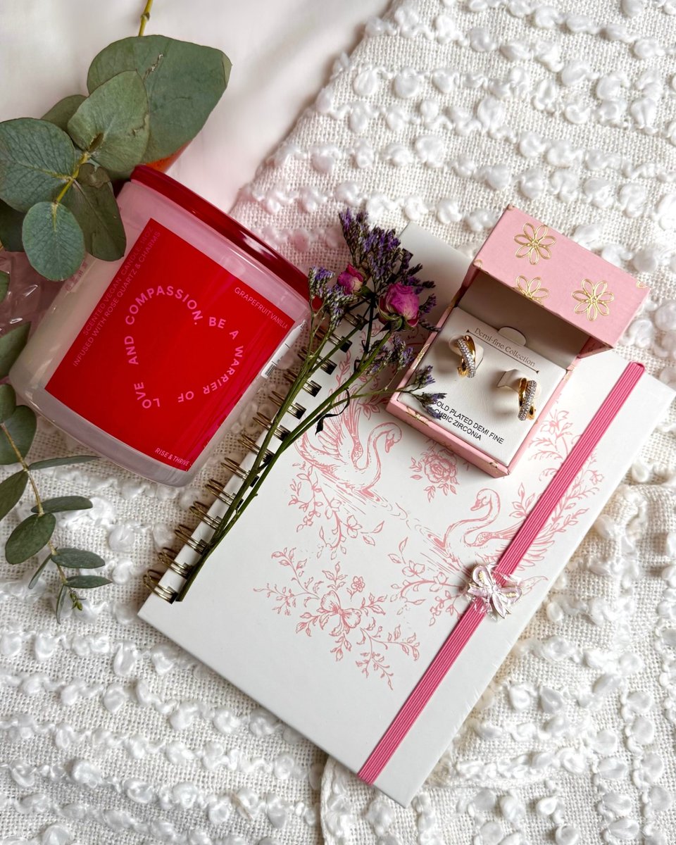 Orchard Square tweet media