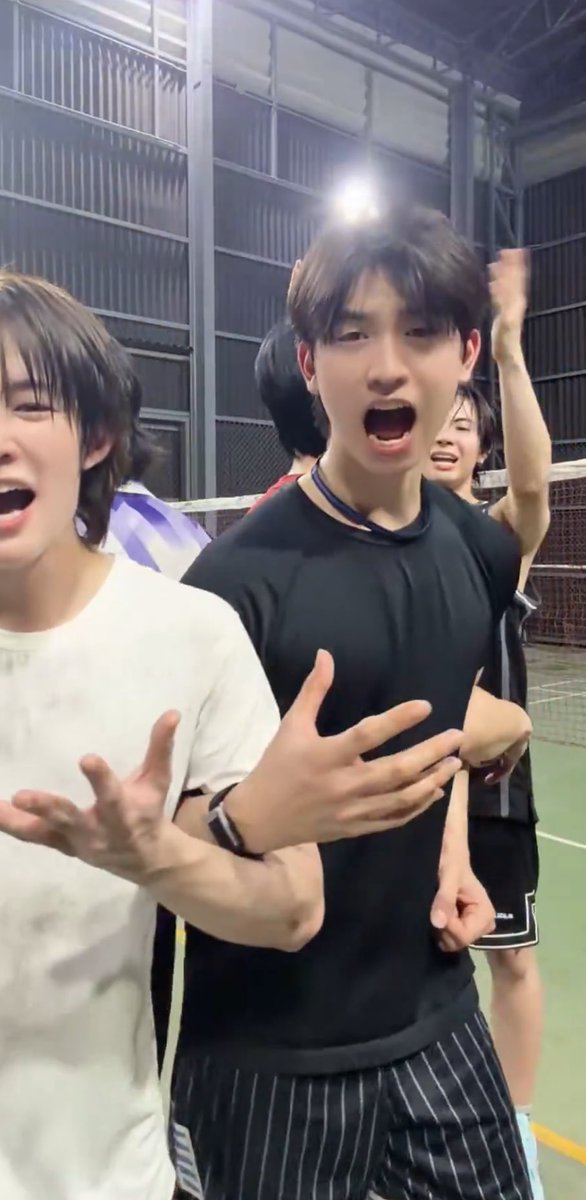 ttunyongs's tweet photo. อยากเป็รคนนั้นท้างงงงง คู่!! แบ่งเพื่อนบ้างจะอินเกินไปละโทมัสก้อง 5555555555555

#thomaskong #โทมัสก้อง https://t.co/x7A6Iesecr