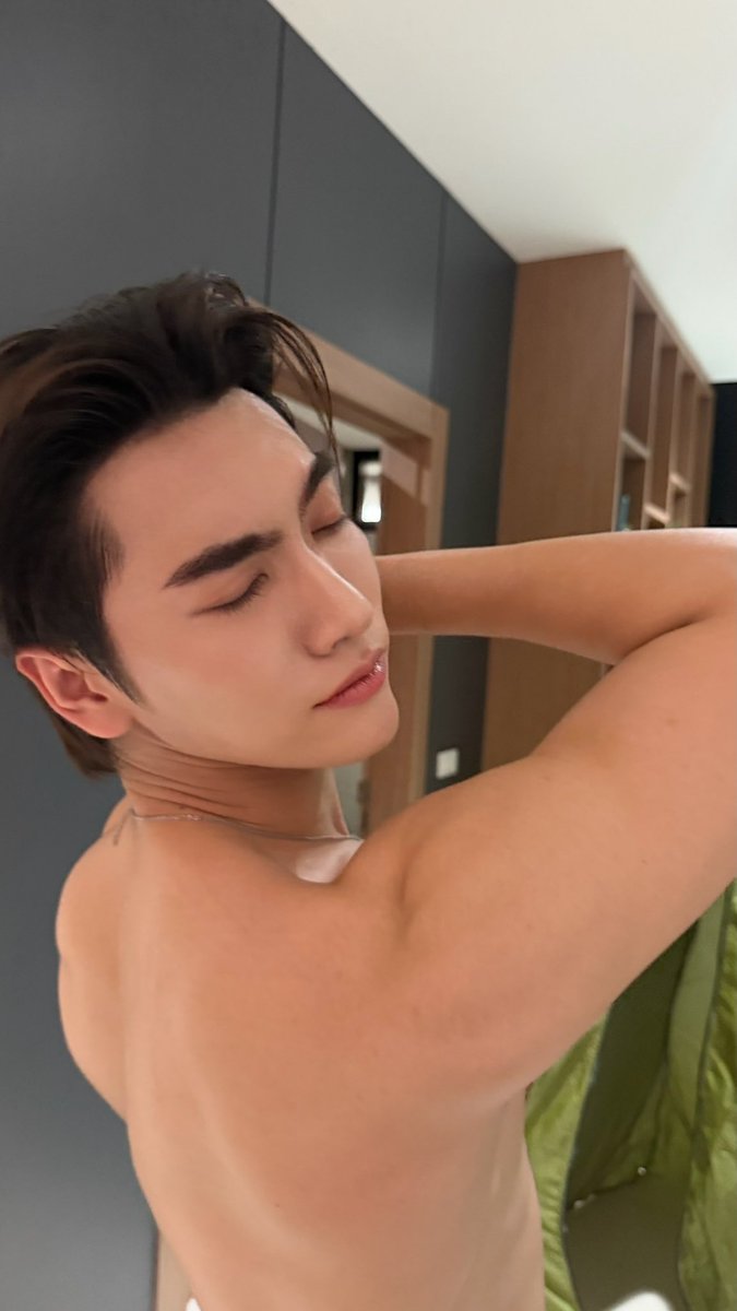 Boydmakeup's tweet photo. วันนี้เห็นหน้าเฮียละน้าา
#พี่ฟากชอบเธอมู่Q2
#Bosschaikamon https://t.co/J3FhxrSNqp