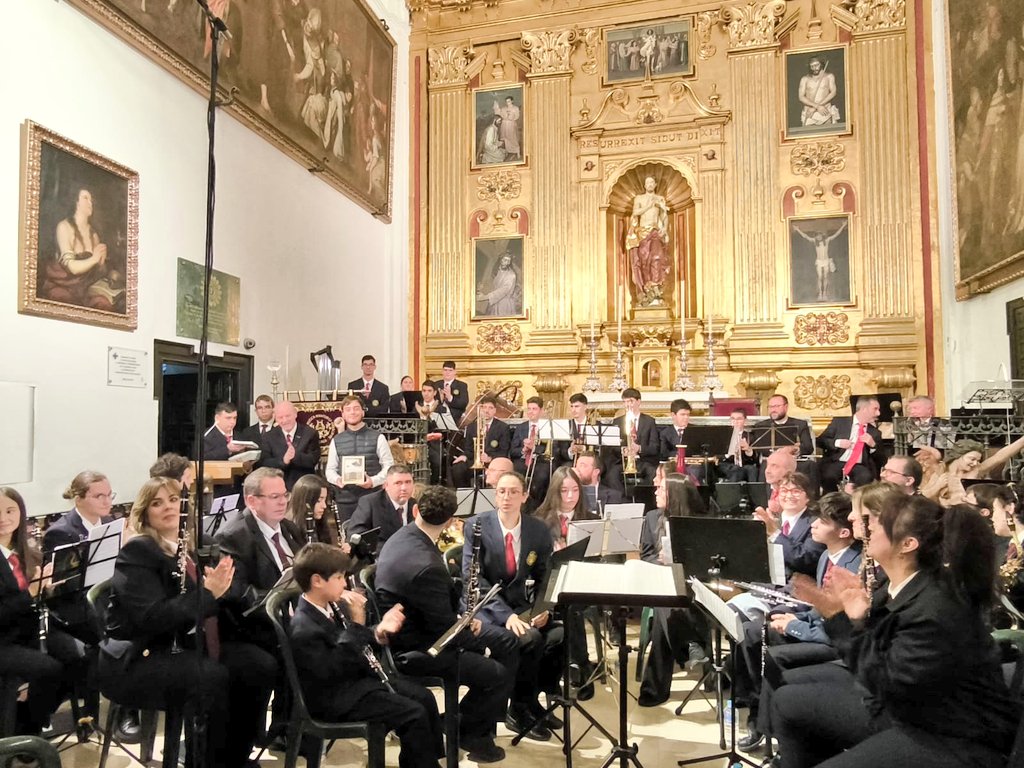 BanMiraflores's tweet photo. Nuestro agradecimiento a los medios de comunicación que con tanto interés han seguido el Concurso y que han grabado in situ la Final del mismo.
@Gentedepaz 
@bajopaliocsr 
@COPEMalaga 
@7TVMalaga 
@PTV_Malaga 
#50AniversarioMiraflores https://t.co/t9BeP02Plo