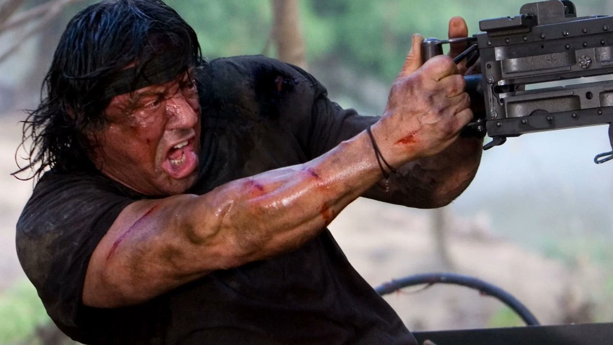 pop_kulturowy's tweet image. 💥 Rambo wraca do korzeni! Sylvester Stallone dołączył do filmu „John Rambo” jako producent wykonawczy. Prequel pokaże młode lata bohatera przed wydarzeniami z „First Blood”. Czekacie na historię początku legendy? 🎬 
#Rambo #kino #filmy #Polska