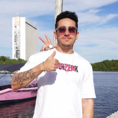 caiologic's tweet photo. #NovaFotoDePerfil https://t.co/BwybDZ76d1
