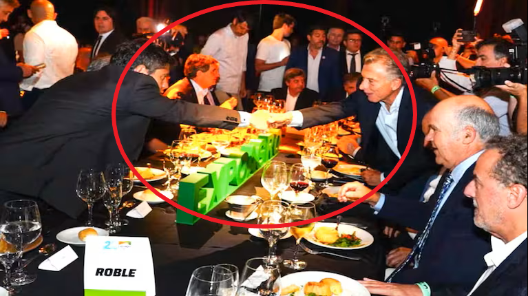 Milei Feliz xD tweet media