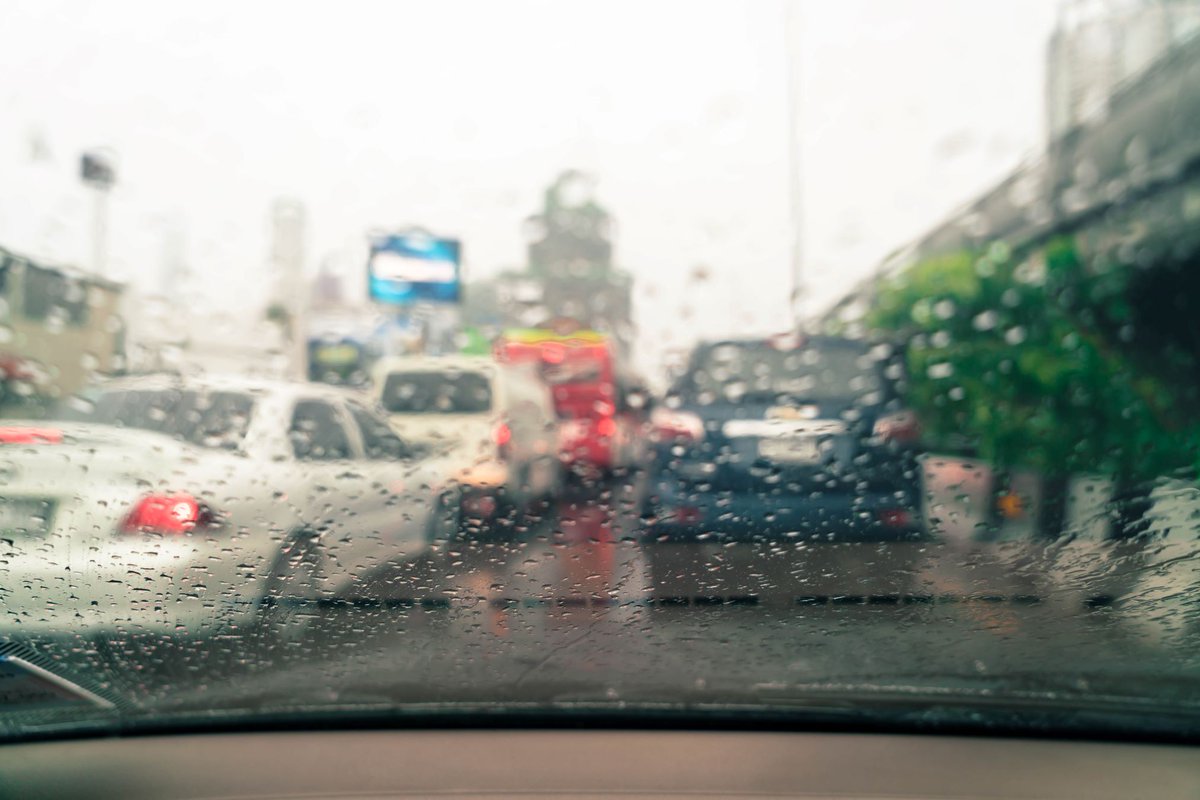 Master wet road driving with expert tips from our driving school on handling slippery roads and poor visibility in Craigie.

Read more: shorturl.at/D4h6P

#drivinglessons #drivingschool #drivinginstructor #drivingtraining