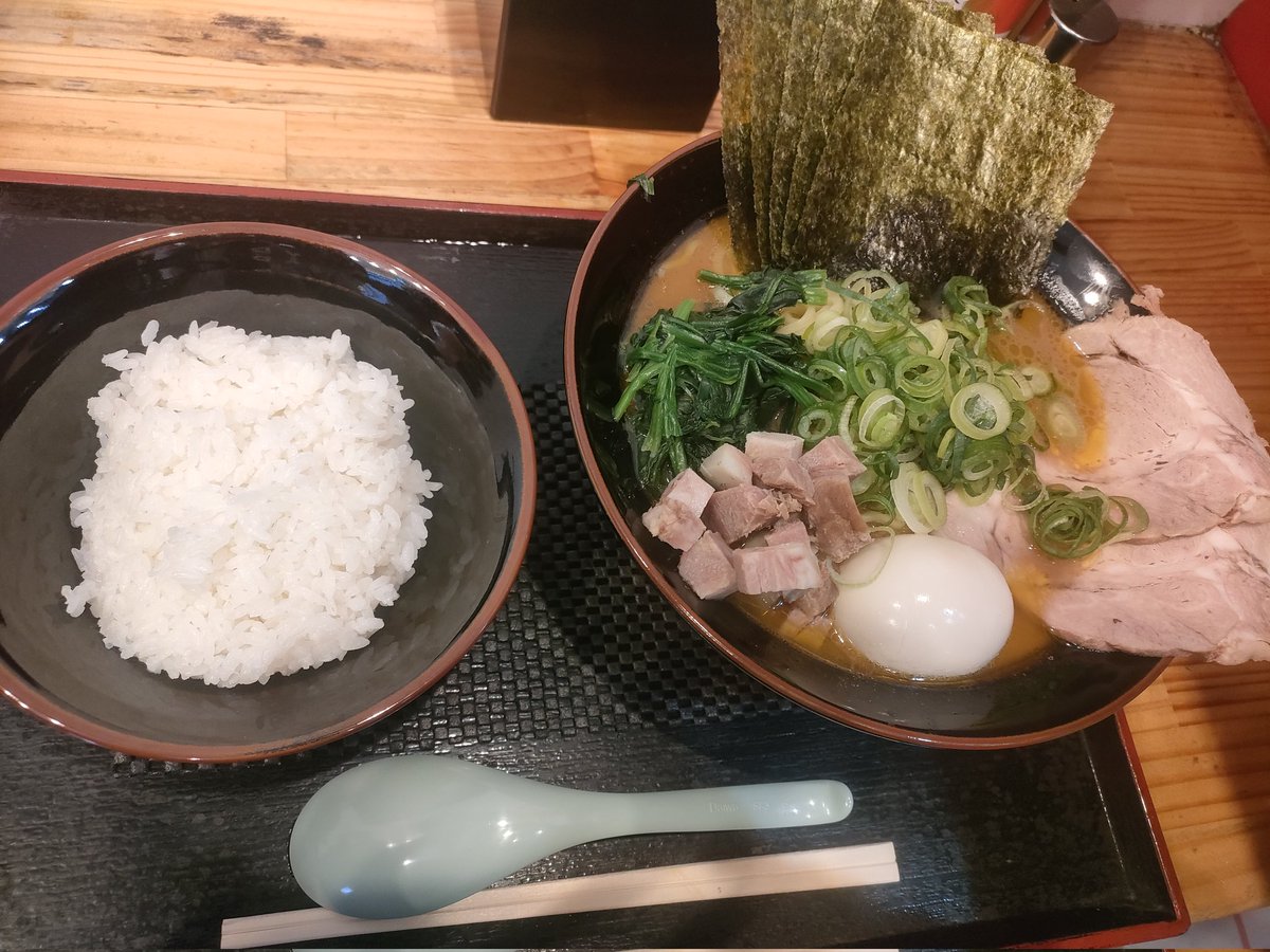 やっぱPFCバランス最高✨

#見田屋