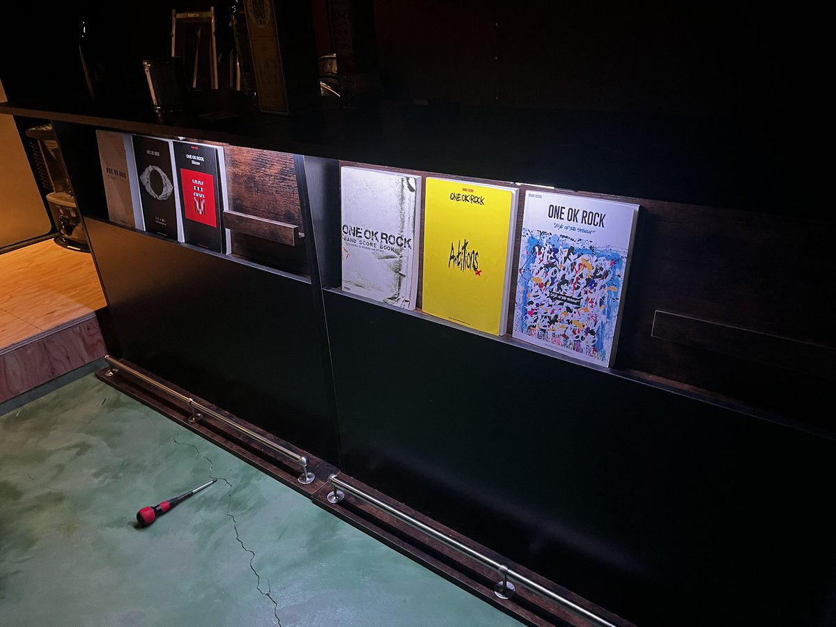 ikko54660751754's tweet photo. ルームステージ拡張工事👷
なんかバーカウンターまてできちゃった🤣😁🍻
#Istyle https://t.co/i0Jp0UKg5w