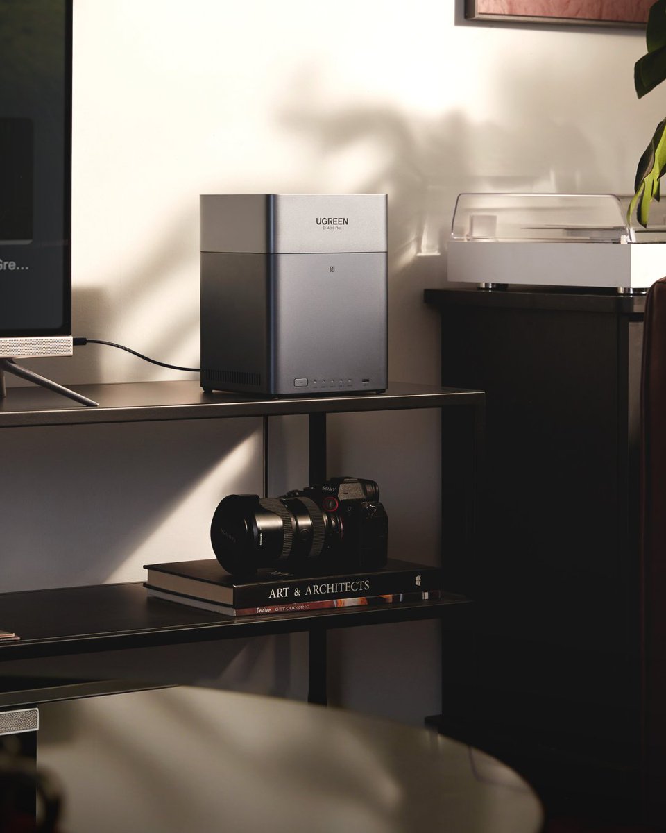 UGREENOfficial's tweet image. There's no better time than now to get your storage in order, organize your photo collection, or set up your own home theater. Which means there's no better time than now for a #UGREEN NASync DH4300 Plus NAS
Learn more: nas.us.ugreen.com/laMIEI
#NAS #tech #UGREENNAS #UGREENNASync