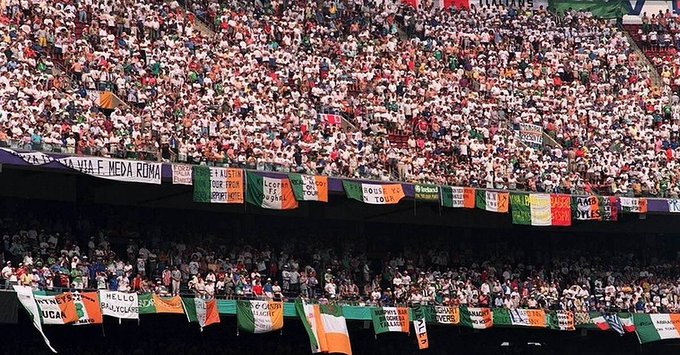 The Extreme Football Enthusiast tweet media