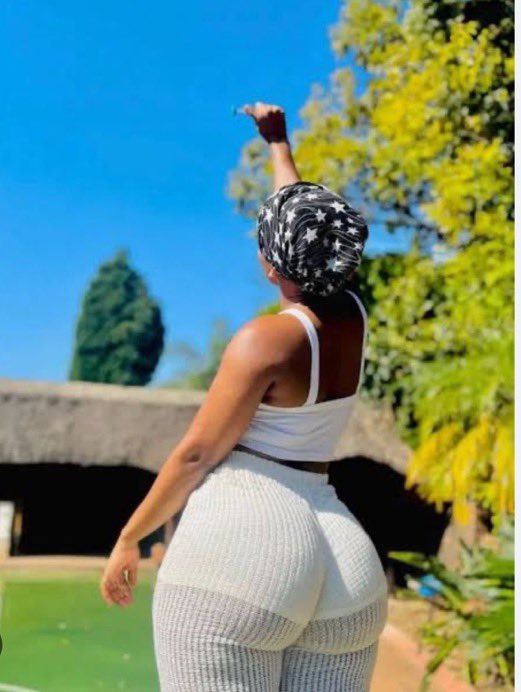 komugisha Peace tweet media