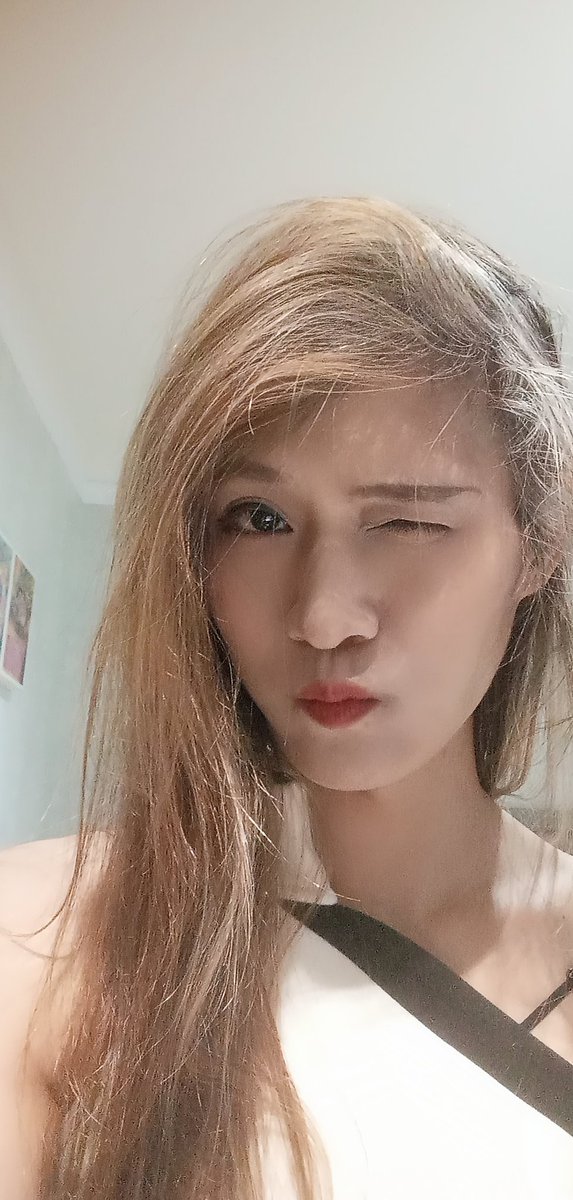 薰薰（三性） tweet media