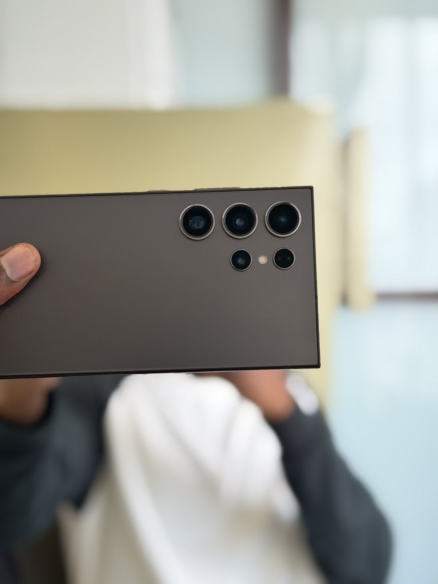 Ricky Customs tweet media