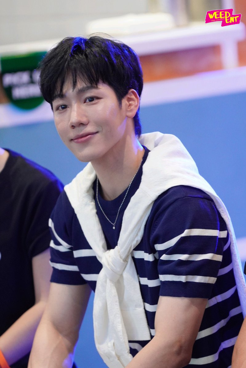 รอยยิ้มพิมพ์ใจ
#HEADxWARwanarat 
TEAM HEAD TH x WAR
#warwanarat <a href="/warwanarat/">ว</a> 
W.Wanarat