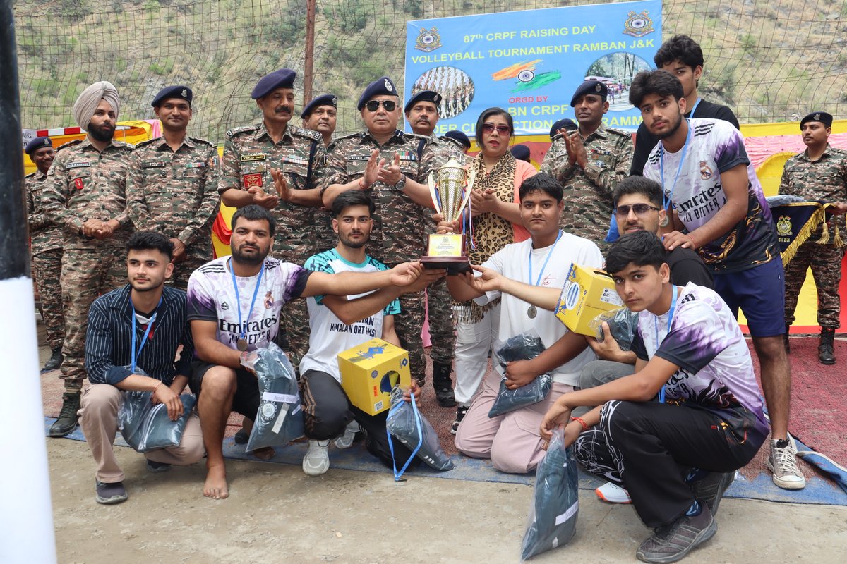 84BNCRPF's tweet photo. Final match of 87 CRPF Anny Volleyball Tourney orgd by 84 Bn held at Ramban on 10 Mar 26. Graced by N Gayabati Devi First Lady as Chief Guest, in presence of Ranbir Singh Comdt and others. In a thrilling match HMB Parnote emerged as Champion by defeating Chanderkote Defenders! https://t.co/uzR2DjOj7j