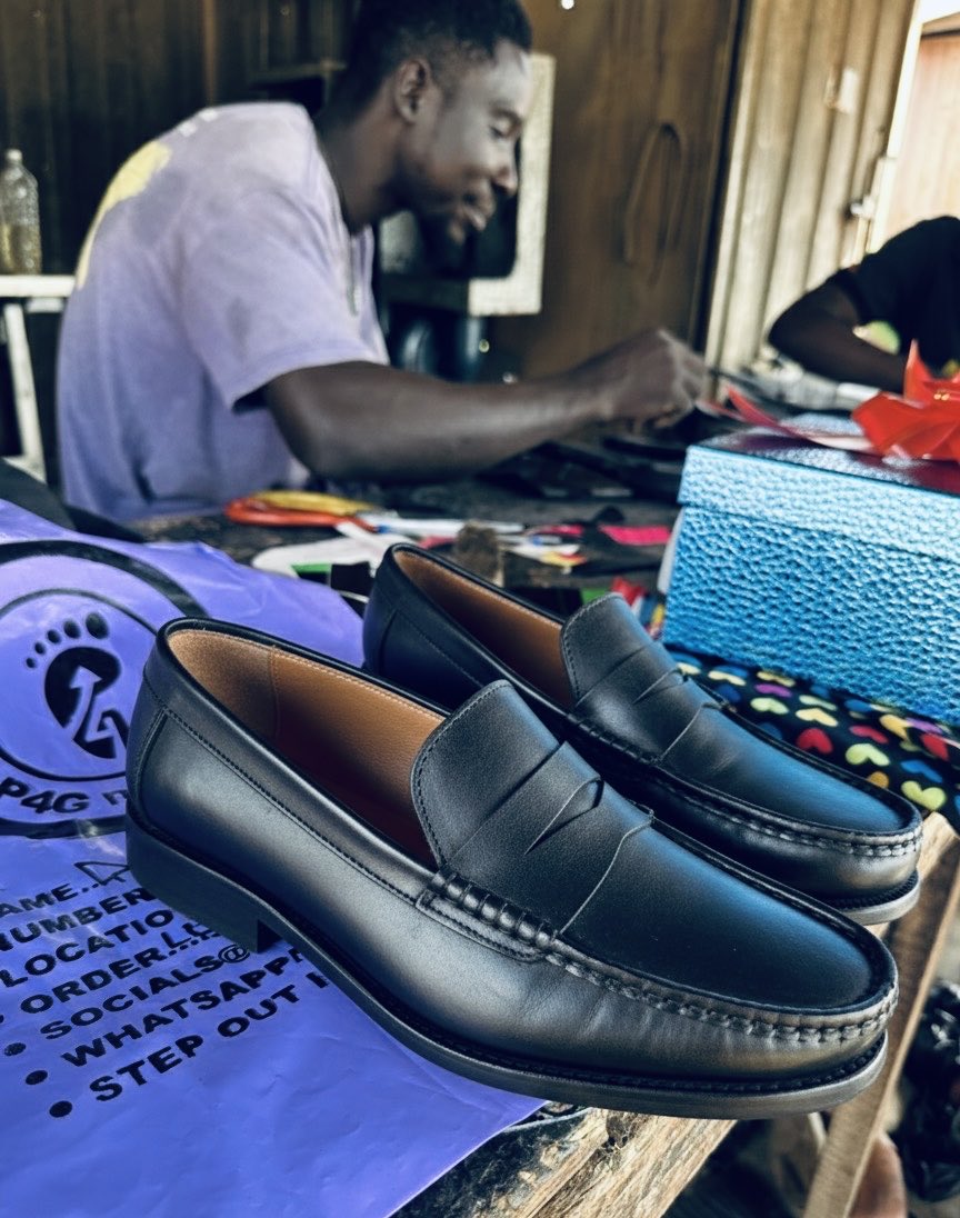 72hours of Craftmanship and we here.
GHANA MONTH🇬🇭 WEARGH 🇬🇭🇬🇭
350cedis
A Repost will go a long way 🙏🏿🙏🏿

wa.me/message/ZB46RV…