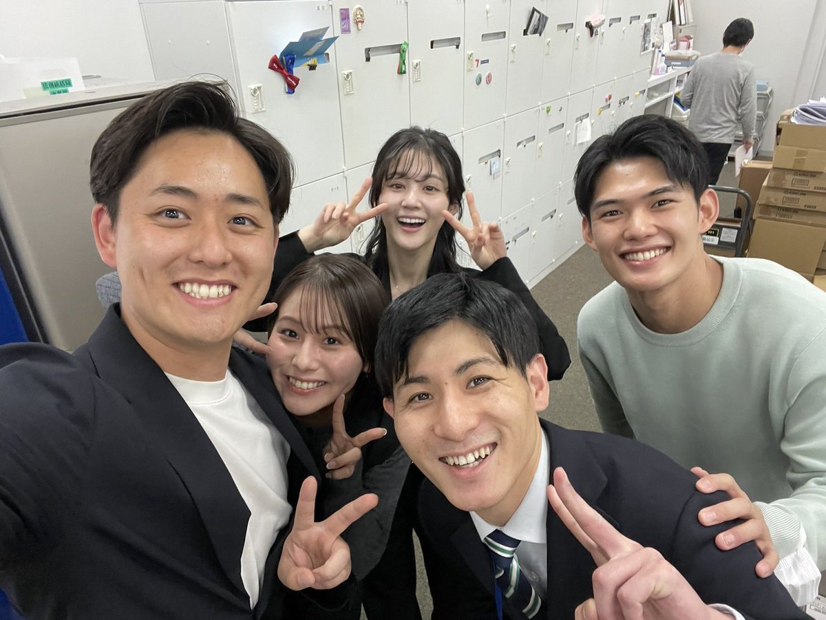 hiroshioda_0827's tweet photo. 3/5〜6でテレ東系列研修に行ってきました。
全国の系列の皆さんに沢山の刺激を頂きました！
大学時代からの友人や後輩に会えて懐かしい時間も過ごせました‼️
みんなありがとう‼️ https://t.co/XLL6QEZq3C