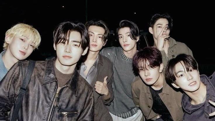 13cbgy's tweet photo. I will forever see my boys as 7 
Enhypen is 7 https://t.co/6EzKReSsHy