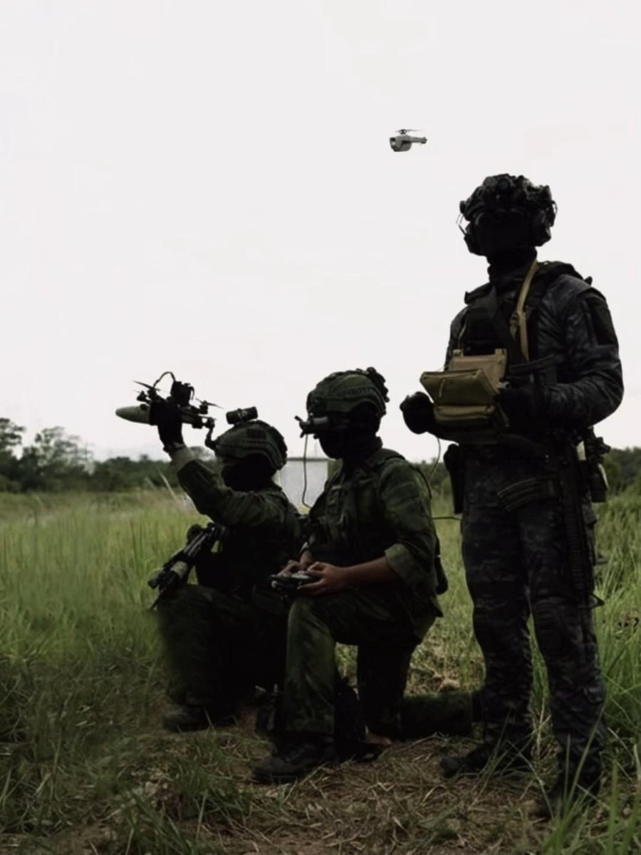 Mercon Kupu-kupu🦋

📸credit to owner