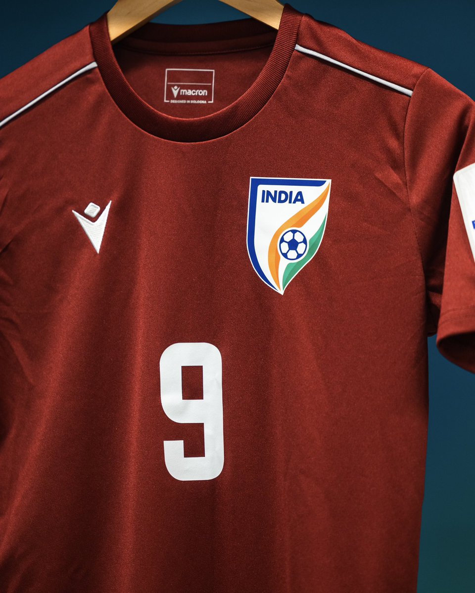 No Context Indian Football tweet media