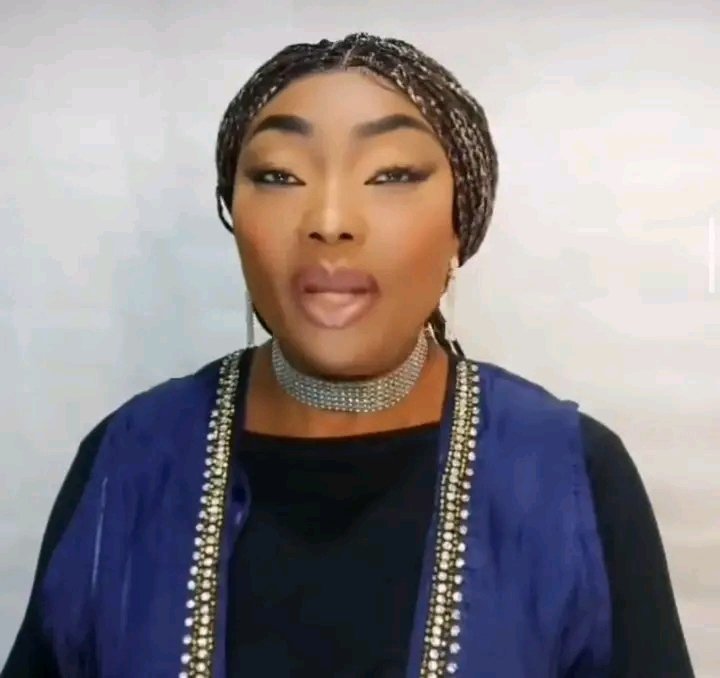 unique A'wears tweet media